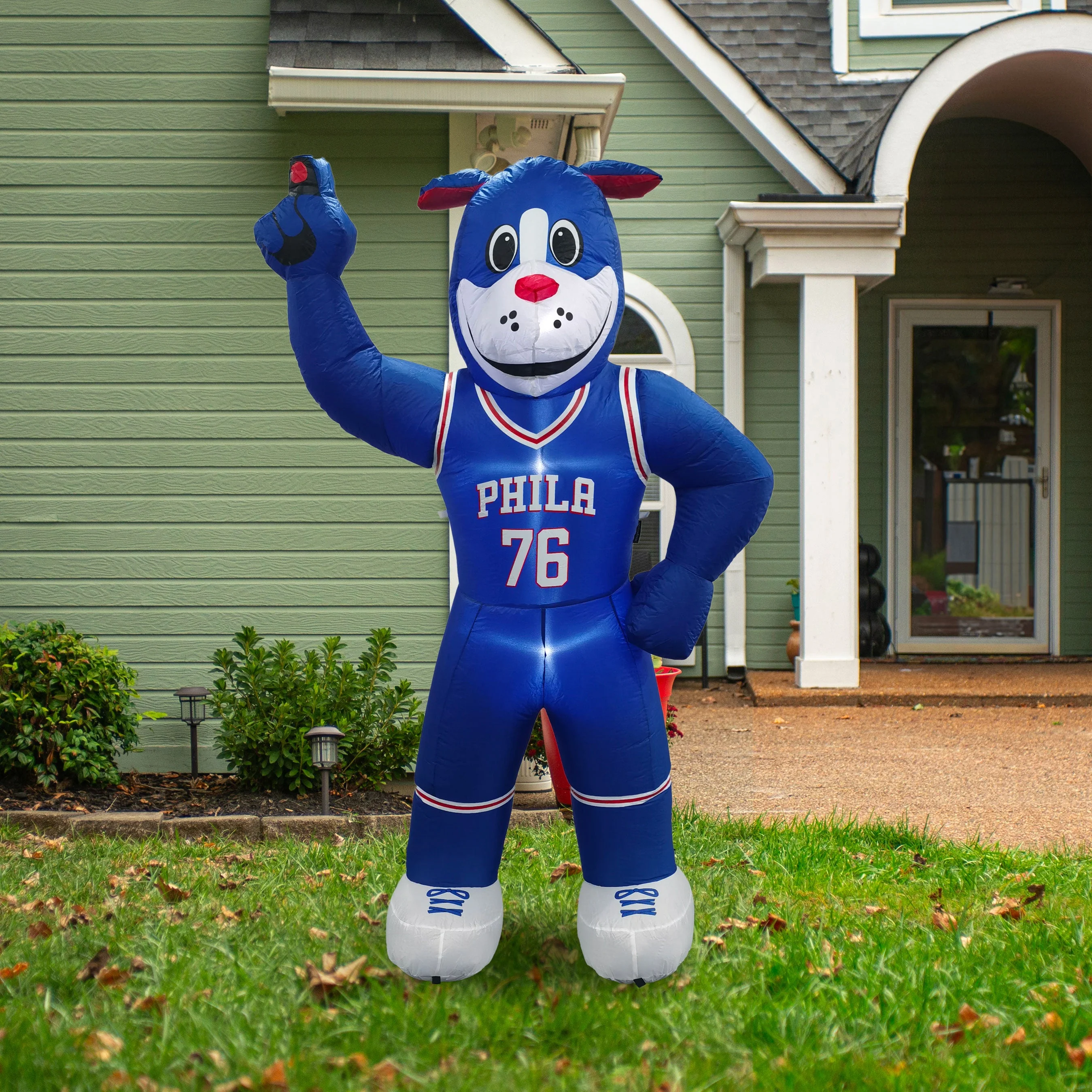 Philadelphia 76ers 7ft Yard Inflatable Mascot - Image 4