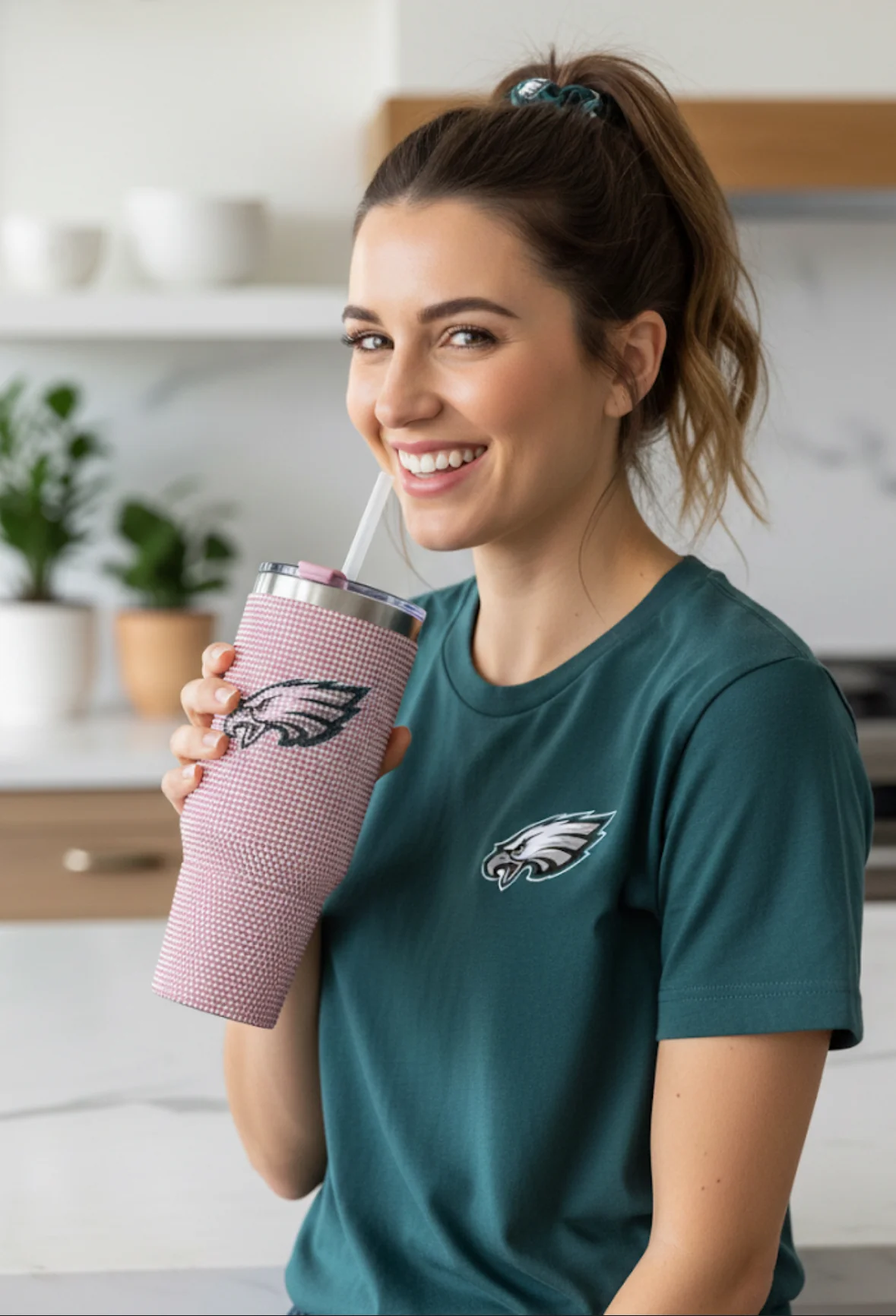 Philadelphia Eagles 40oz. Colossal Pink Bling Tumbler