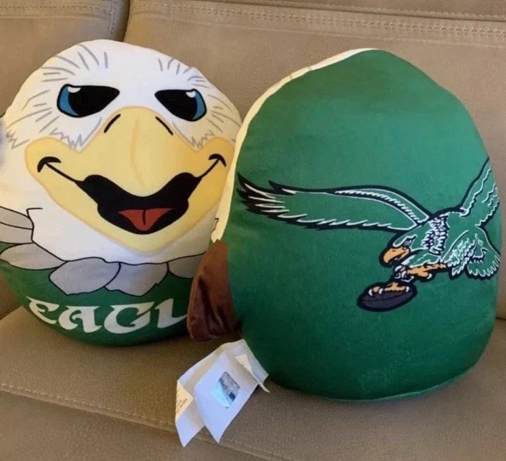 Plushie Mascot Squish Pillow - Philadelphia Eagles Retro