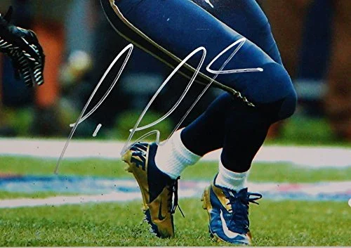 Tavon Austin Autographed Rams 16x20 Vertical Running Photo- JSA Authenticated - Image 2
