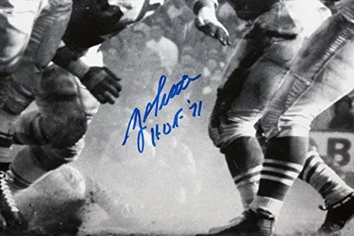 Y.A. Tittle 'HOF 71' Autographed 16x20 BW Passing Photo- JSA Authenticated - Image 2